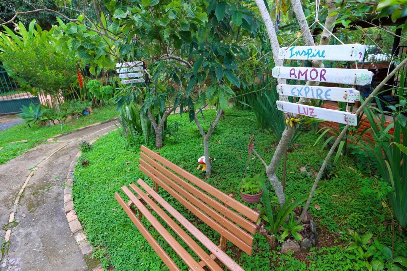 Pousada Linda Flor Bed and Breakfast Alto Paraíso de Goiás Exteriör bild